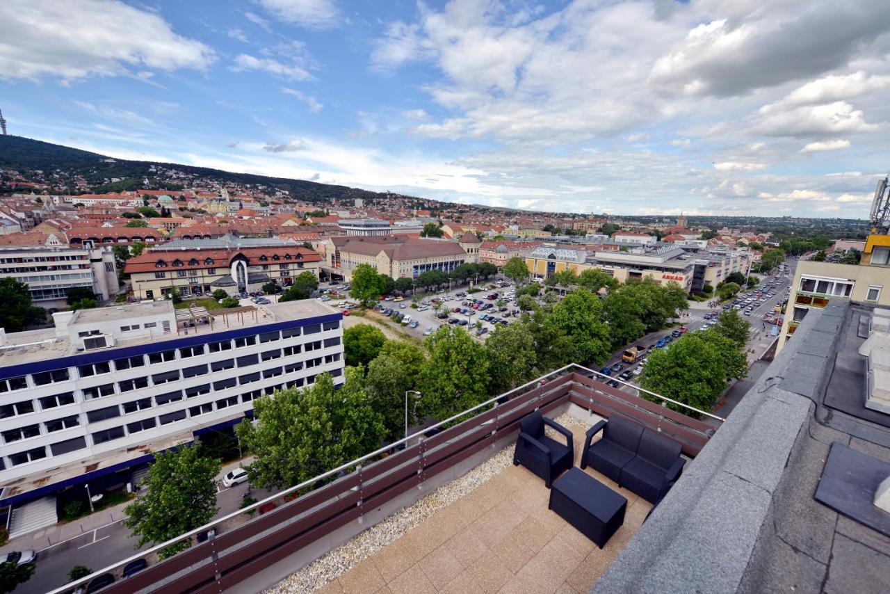 Panorama City Apartman Pécs Zewnętrze zdjęcie