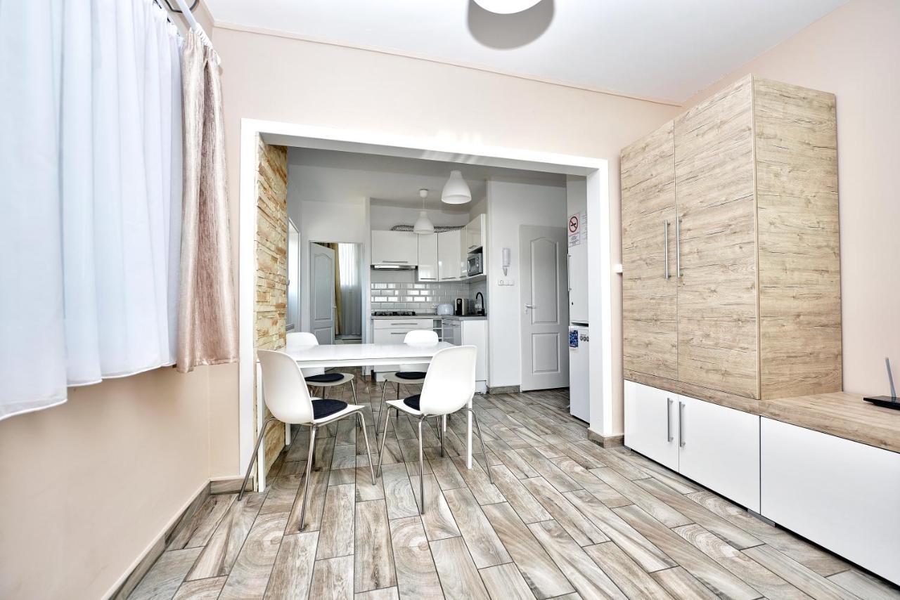 Panorama City Apartman Pécs Zewnętrze zdjęcie